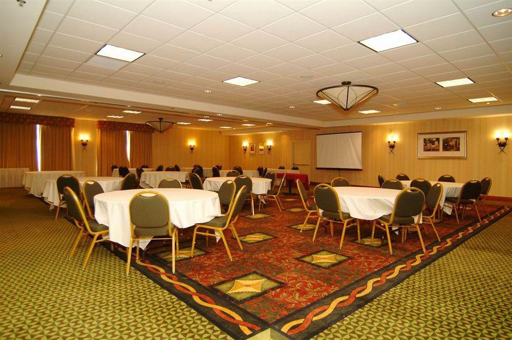 Hilton Garden Inn Casper Bagian luar foto