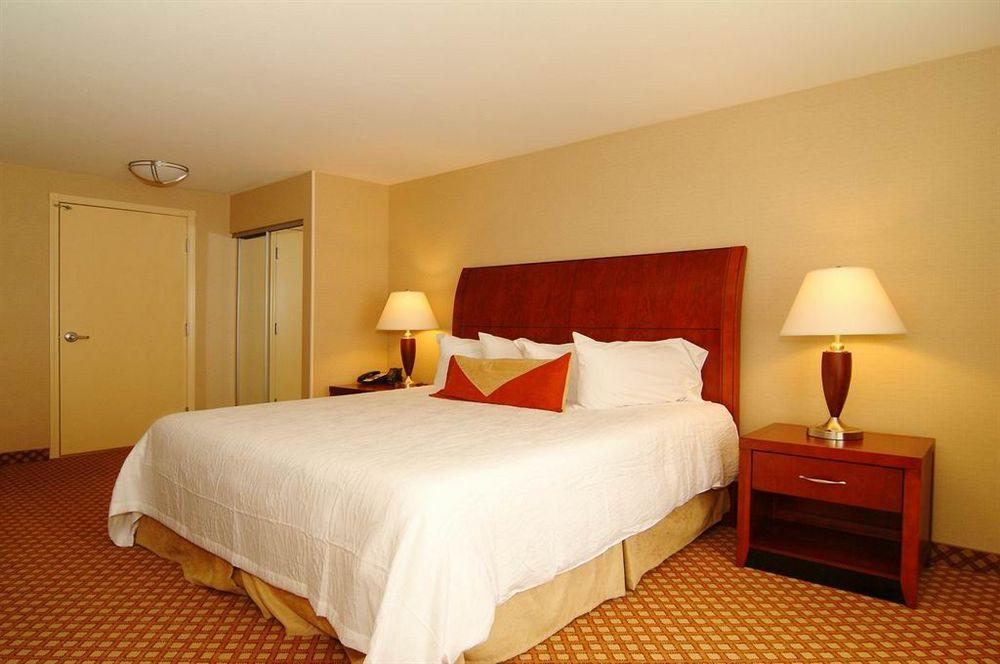 Hilton Garden Inn Casper Bagian luar foto